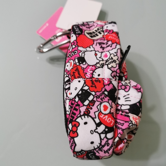 NWT! Hello Kitty Keychain Wallet Purse - Picture 3 of 15